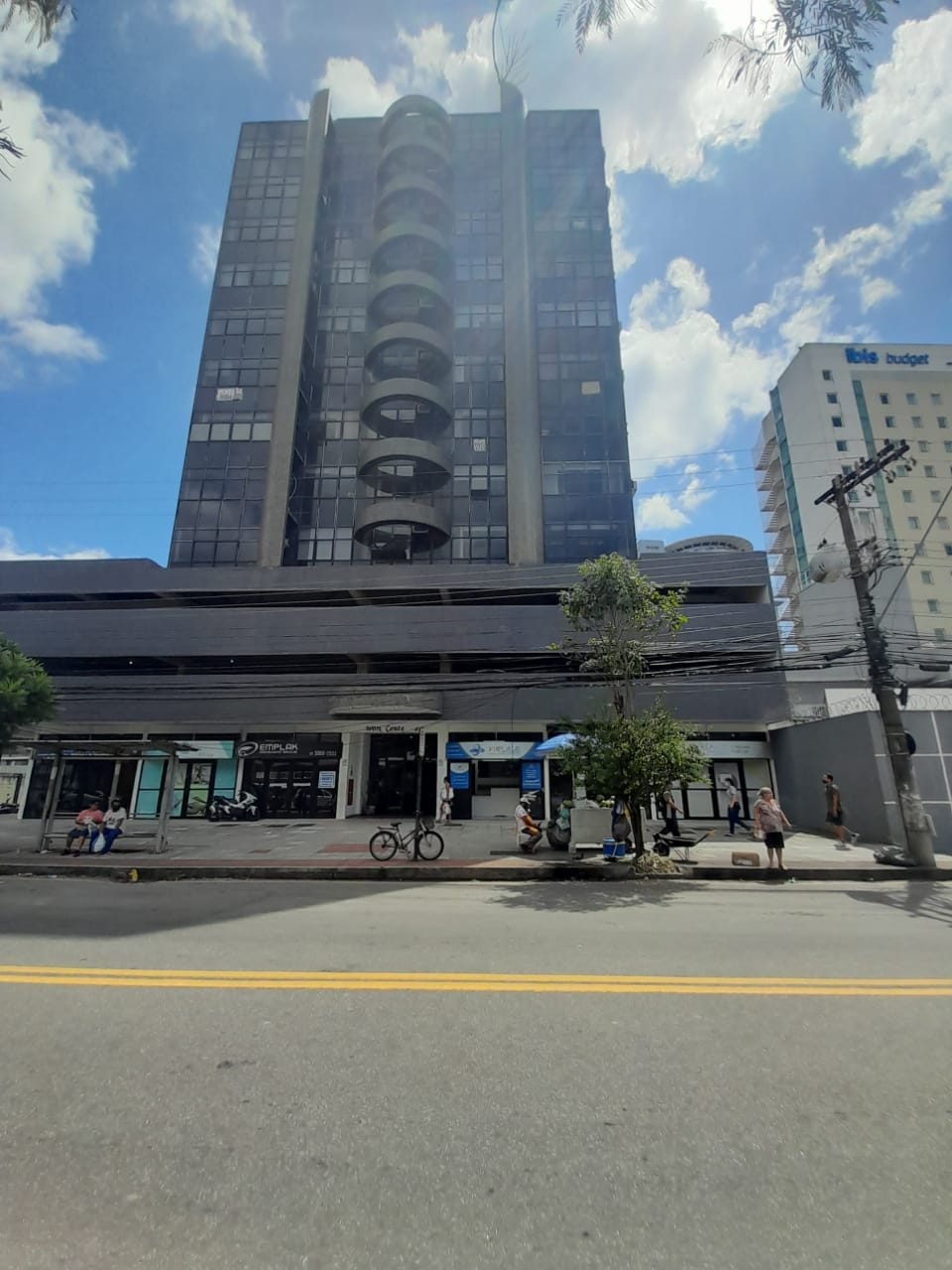 Rua das Palmeiras, em frente à VIX Placas, Vitória